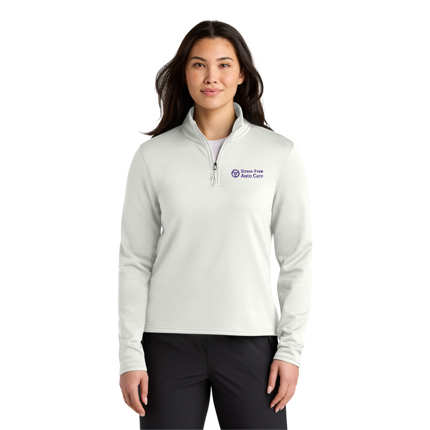 The North Face Women's Aim 1/4-Zip Fleece — model